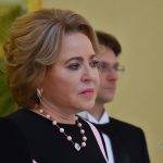 Поздравление Председателя Совета Федерации В. Матвиенко с Днем семьи, любви и верности (0+)