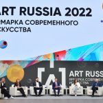 В Гостином Дворе открылась ярмарка современного искусства  Art Russia 6+