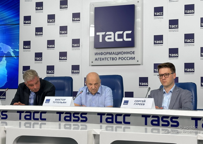 Диетологи, нутрициологи, ЗОЖ-блогеры: кто профессионал и кому верить (18+)